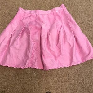 Pink, pleated skirt